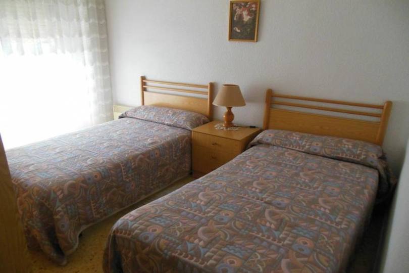 Alicante,Alicante,España,4 Bedrooms Bedrooms,2 BathroomsBathrooms,Pisos,12494