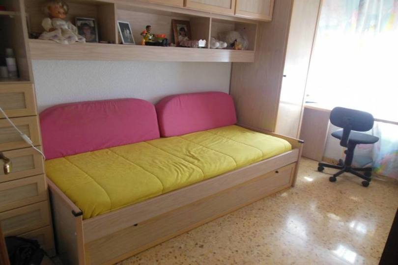 Alicante,Alicante,España,4 Bedrooms Bedrooms,2 BathroomsBathrooms,Pisos,12494
