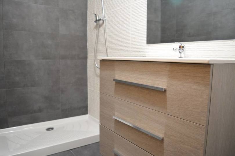 Elche,Alicante,España,3 Bedrooms Bedrooms,1 BañoBathrooms,Pisos,12500