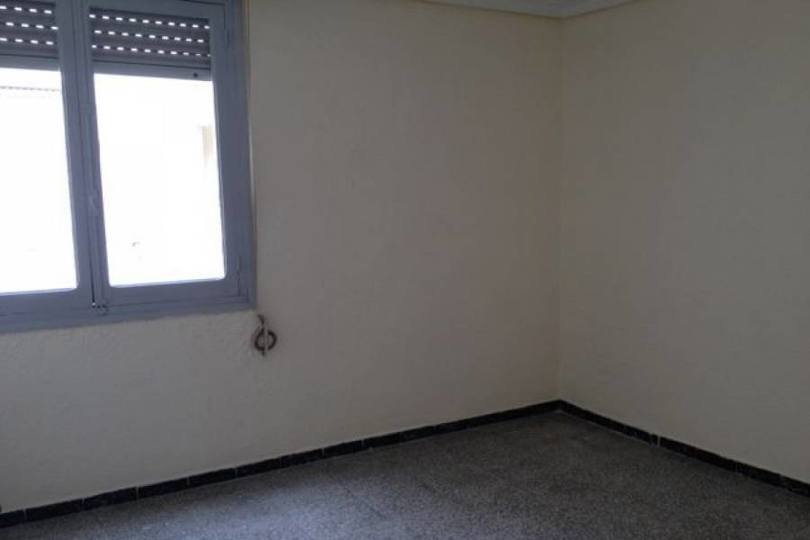 Elche,Alicante,España,3 Bedrooms Bedrooms,1 BañoBathrooms,Pisos,12510