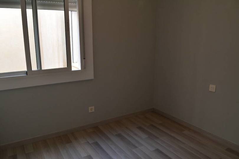 Elche,Alicante,España,3 Bedrooms Bedrooms,1 BañoBathrooms,Pisos,12522
