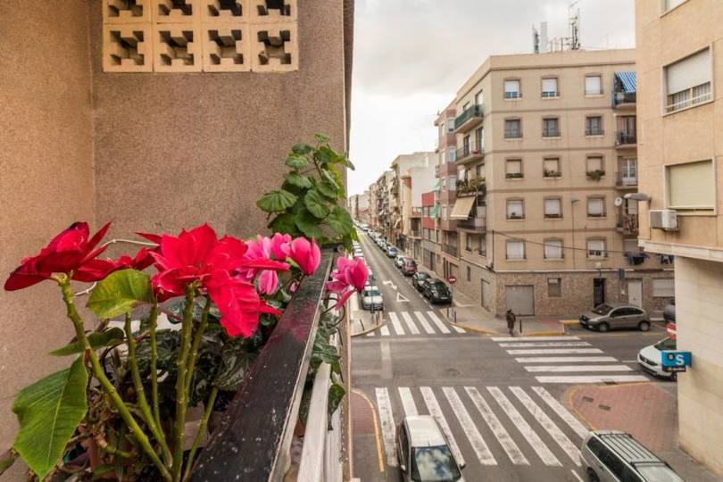 Elche,Alicante,España,4 Bedrooms Bedrooms,1 BañoBathrooms,Pisos,12524