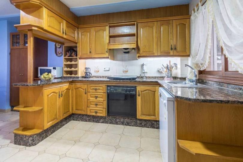 Elche,Alicante,España,4 Bedrooms Bedrooms,1 BañoBathrooms,Pisos,12524