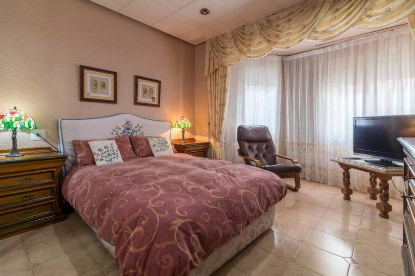 Elche,Alicante,España,4 Bedrooms Bedrooms,1 BañoBathrooms,Pisos,12524