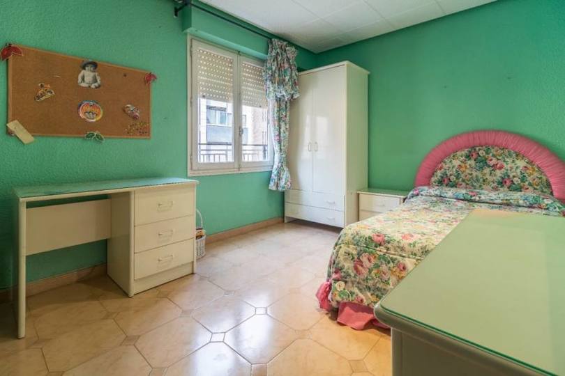 Elche,Alicante,España,4 Bedrooms Bedrooms,1 BañoBathrooms,Pisos,12524
