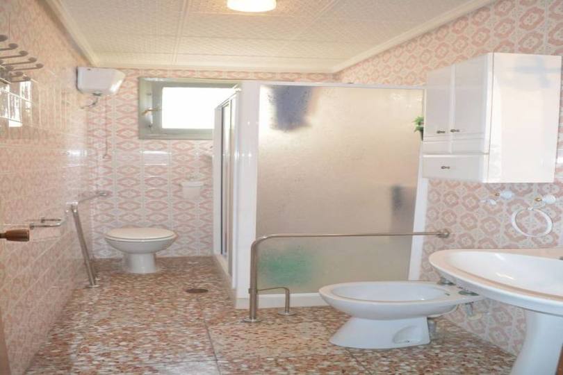 Elche,Alicante,España,3 Bedrooms Bedrooms,1 BañoBathrooms,Pisos,12528