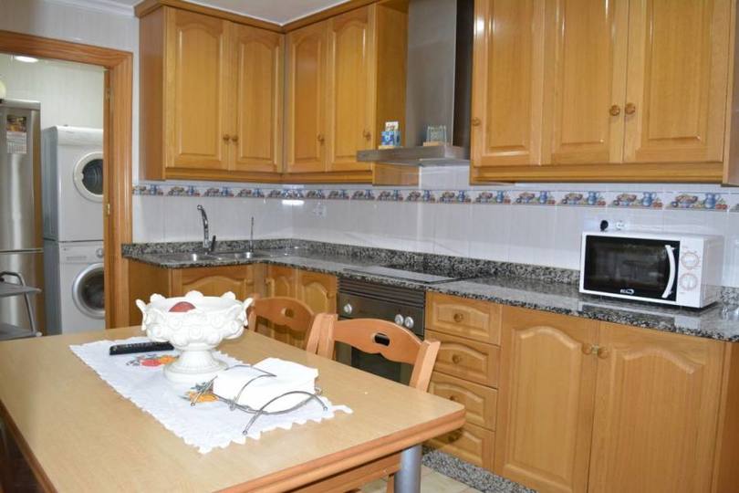 Elche,Alicante,España,3 Bedrooms Bedrooms,1 BañoBathrooms,Pisos,12531