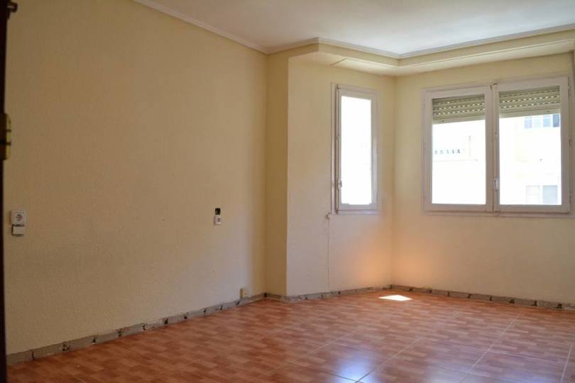 Elche,Alicante,España,4 Bedrooms Bedrooms,1 BañoBathrooms,Pisos,12534