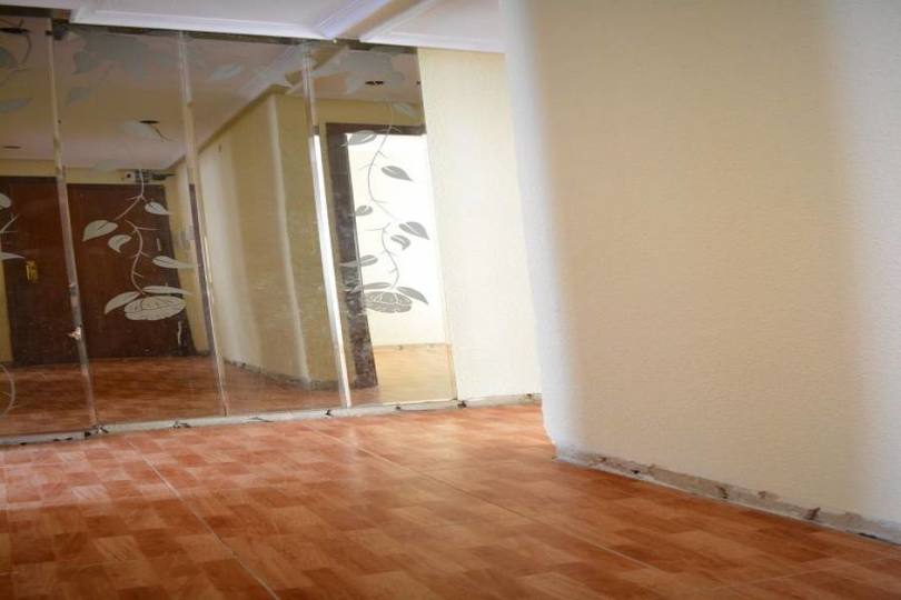 Elche,Alicante,España,4 Bedrooms Bedrooms,1 BañoBathrooms,Pisos,12534