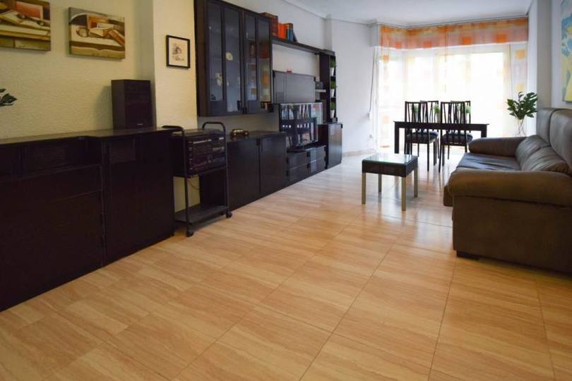 Elche,Alicante,España,4 Bedrooms Bedrooms,1 BañoBathrooms,Pisos,12567