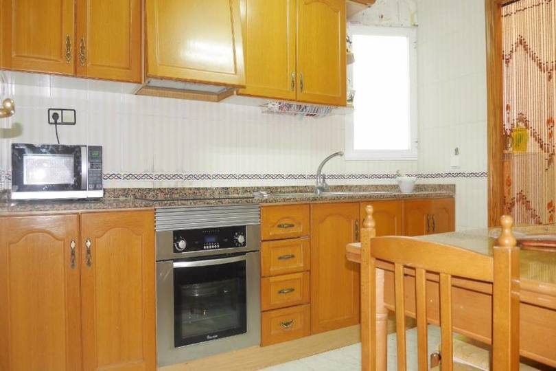 La Hoya,Alicante,España,3 Bedrooms Bedrooms,1 BañoBathrooms,Pisos,12573