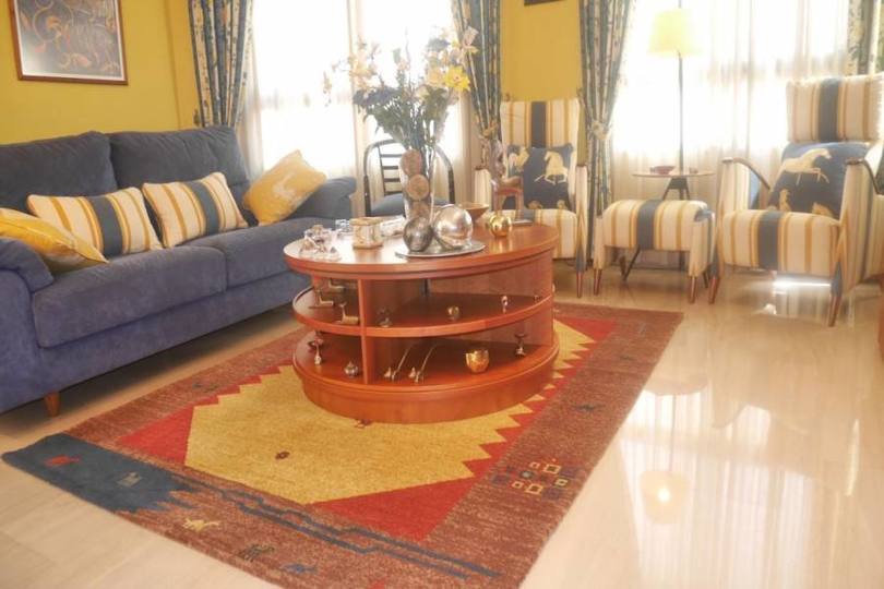 Elche,Alicante,España,4 Bedrooms Bedrooms,2 BathroomsBathrooms,Pisos,12575
