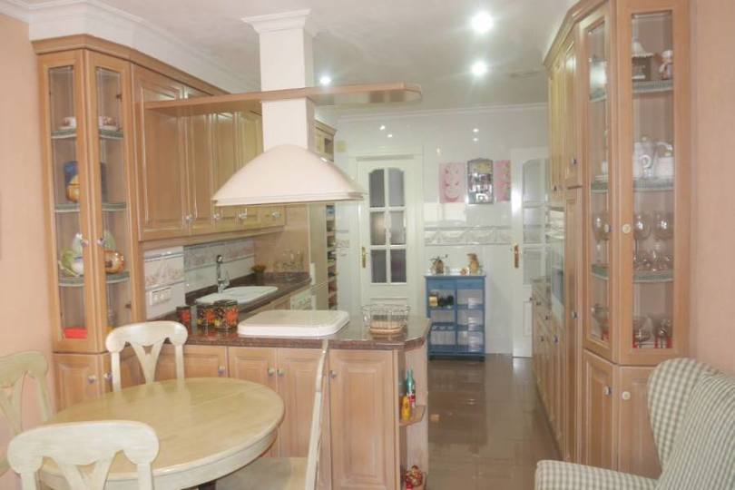 Elche,Alicante,España,4 Bedrooms Bedrooms,2 BathroomsBathrooms,Pisos,12575
