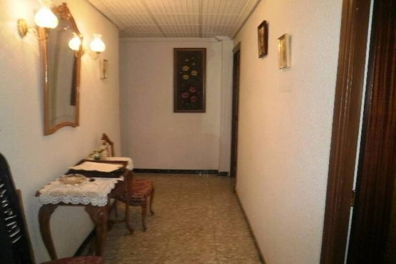 Elche,Alicante,España,4 Bedrooms Bedrooms,1 BañoBathrooms,Pisos,12580