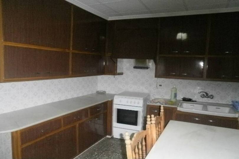 Elche,Alicante,España,4 Bedrooms Bedrooms,1 BañoBathrooms,Pisos,12580