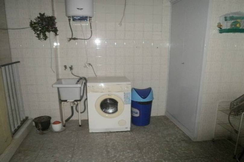 Elche,Alicante,España,4 Bedrooms Bedrooms,1 BañoBathrooms,Pisos,12580
