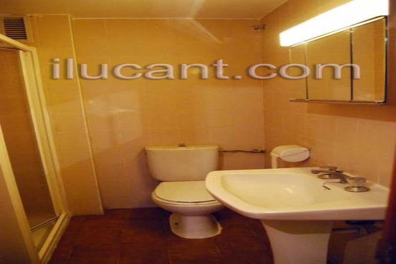 Alicante,Alicante,España,3 Bedrooms Bedrooms,2 BathroomsBathrooms,Pisos,12585