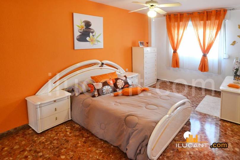 San Vicente del Raspeig,Alicante,España,3 Bedrooms Bedrooms,2 BathroomsBathrooms,Pisos,12589