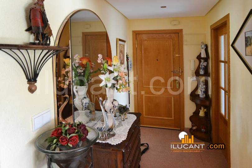 Alicante,Alicante,España,3 Bedrooms Bedrooms,2 BathroomsBathrooms,Pisos,12590