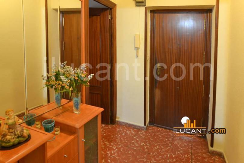 Alicante,Alicante,España,3 Bedrooms Bedrooms,1 BañoBathrooms,Pisos,12593