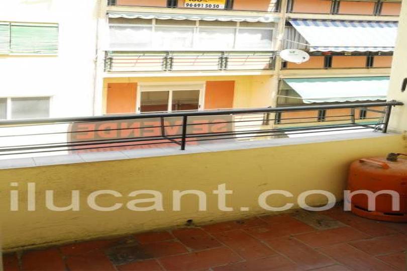 Alicante,Alicante,España,3 Bedrooms Bedrooms,1 BañoBathrooms,Pisos,12593