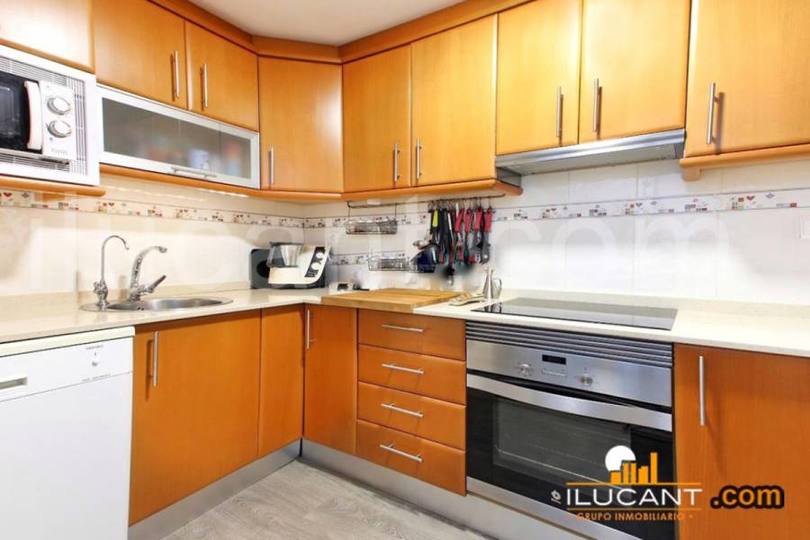Alicante,Alicante,España,3 Bedrooms Bedrooms,2 BathroomsBathrooms,Pisos,12607