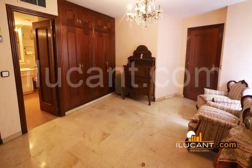Alicante,Alicante,España,3 Bedrooms Bedrooms,2 BathroomsBathrooms,Pisos,12613