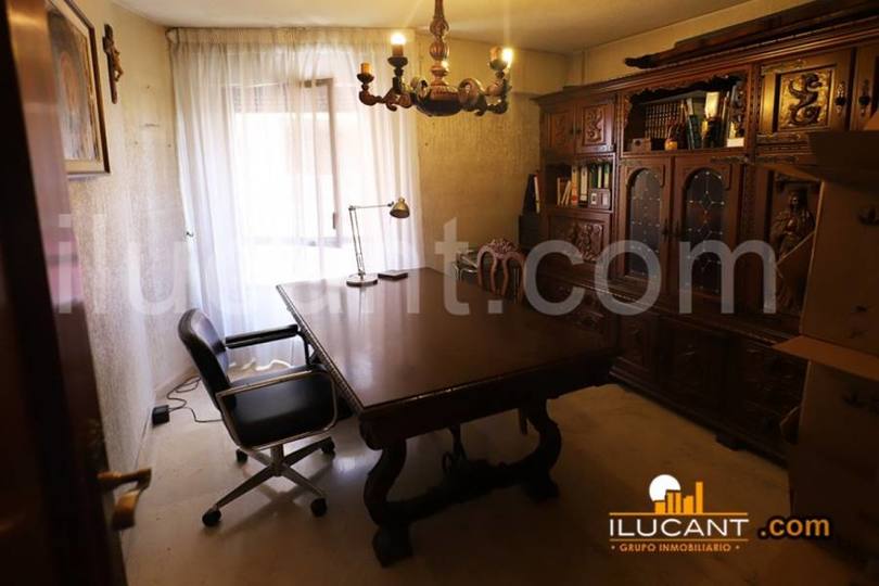 Alicante,Alicante,España,3 Bedrooms Bedrooms,2 BathroomsBathrooms,Pisos,12613