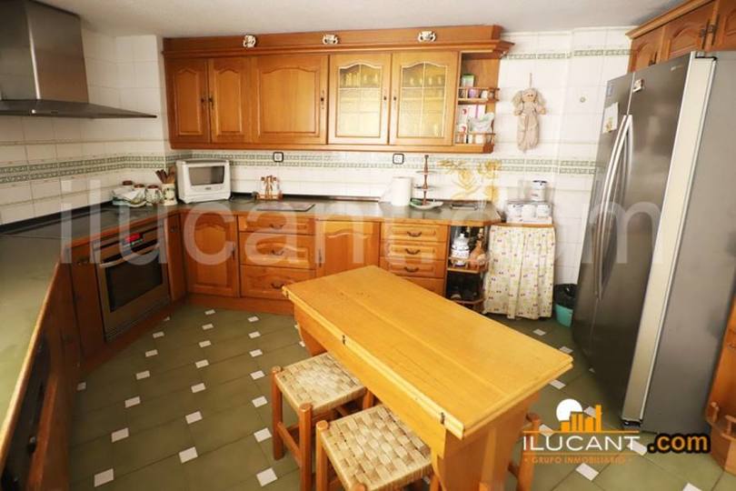 Alicante,Alicante,España,3 Bedrooms Bedrooms,2 BathroomsBathrooms,Pisos,12613