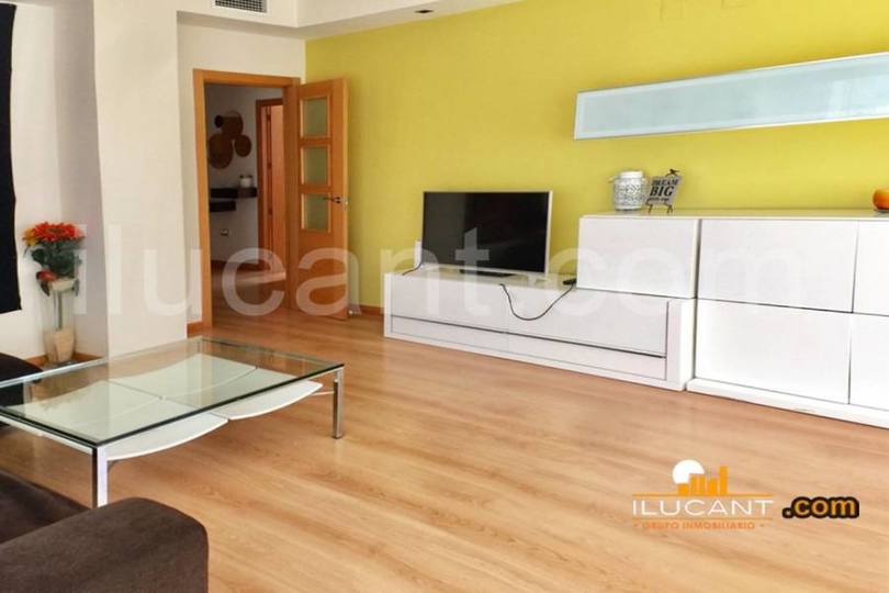Alicante,Alicante,España,4 Bedrooms Bedrooms,2 BathroomsBathrooms,Pisos,12629