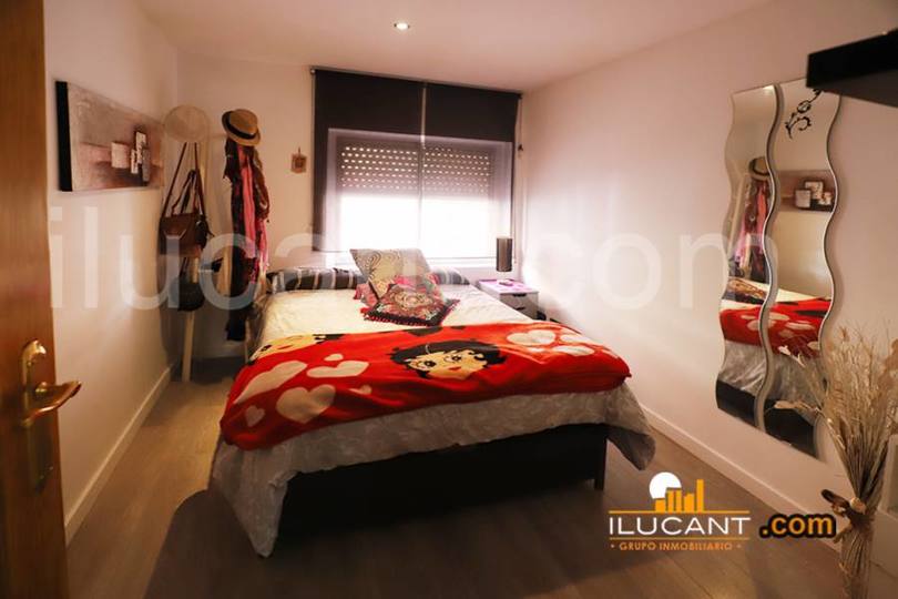 Alicante,Alicante,España,2 Bedrooms Bedrooms,1 BañoBathrooms,Pisos,12634