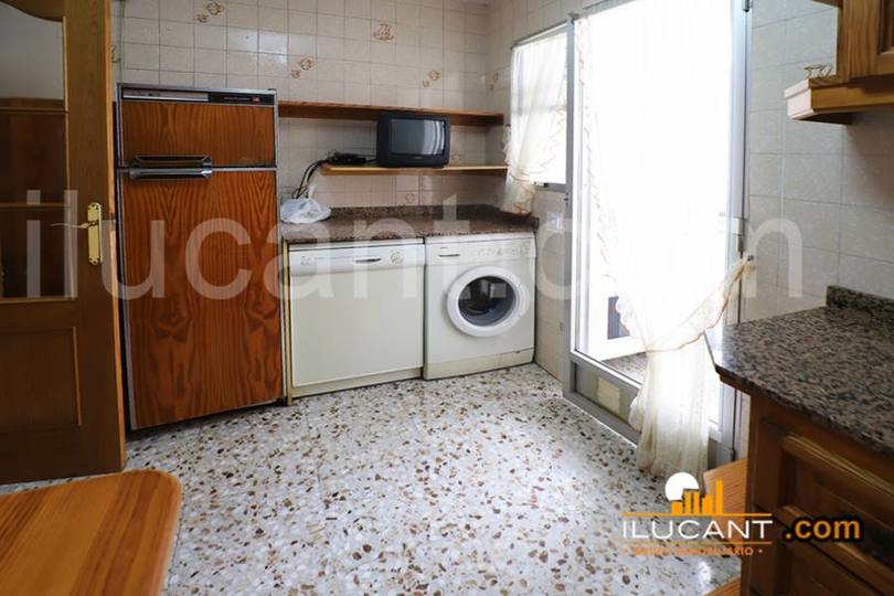 Alicante,Alicante,España,3 Bedrooms Bedrooms,2 BathroomsBathrooms,Pisos,12636