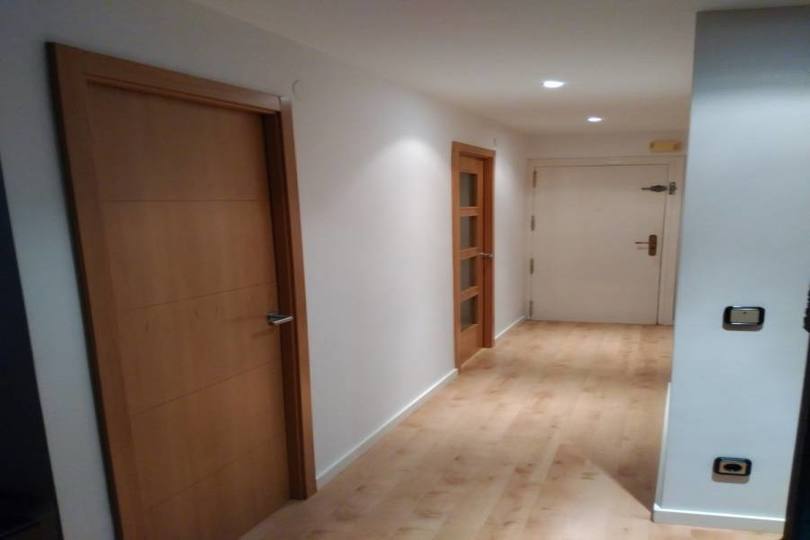 Alicante,Alicante,España,3 Bedrooms Bedrooms,2 BathroomsBathrooms,Pisos,12637
