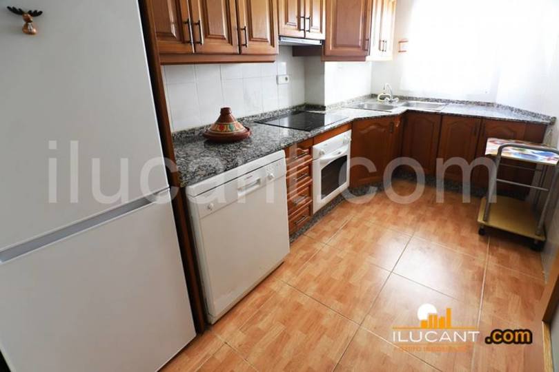 Alicante,Alicante,España,3 Bedrooms Bedrooms,1 BañoBathrooms,Pisos,12640