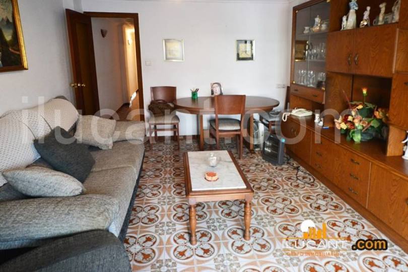 Alicante,Alicante,España,3 Bedrooms Bedrooms,1 BañoBathrooms,Pisos,12646