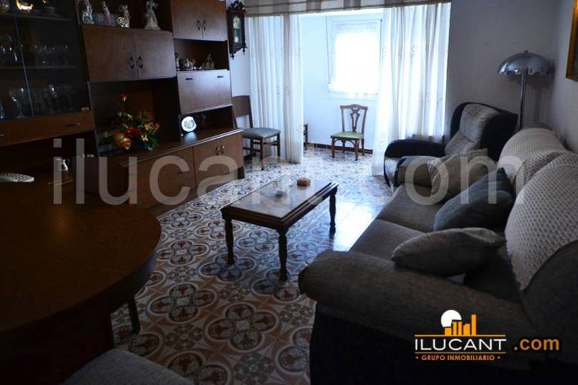 Alicante,Alicante,España,3 Bedrooms Bedrooms,1 BañoBathrooms,Pisos,12646