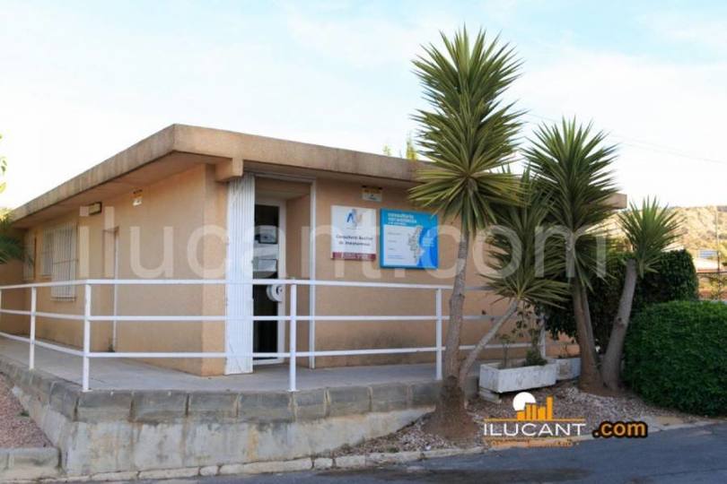 Alicante,Alicante,España,4 Bedrooms Bedrooms,1 BañoBathrooms,Pisos,12647