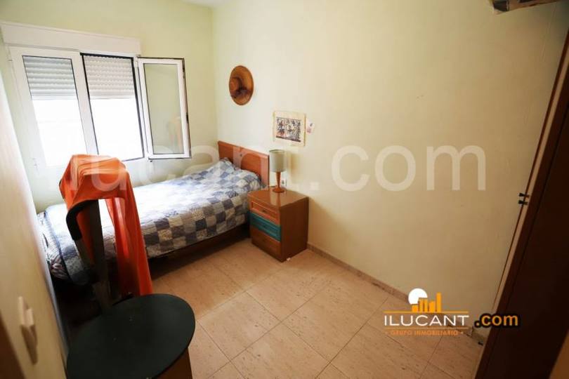 Alicante,Alicante,España,2 Bedrooms Bedrooms,1 BañoBathrooms,Pisos,12653