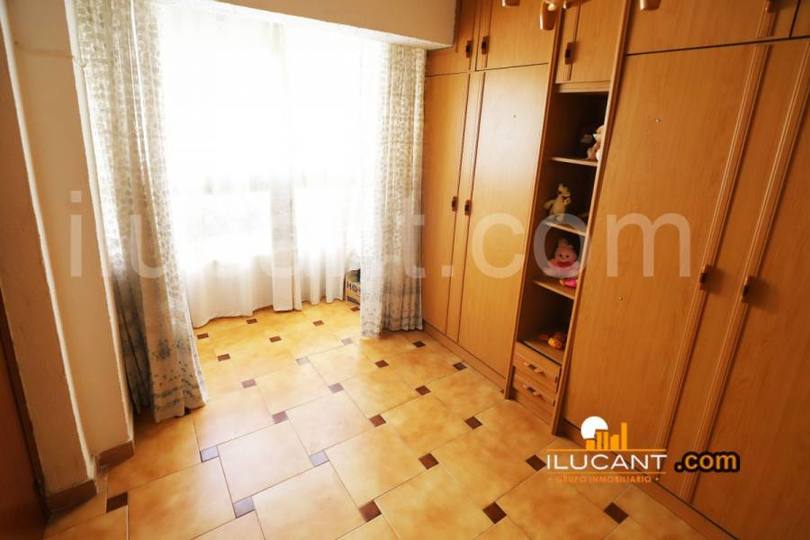 Alicante,Alicante,España,3 Bedrooms Bedrooms,1 BañoBathrooms,Pisos,12655
