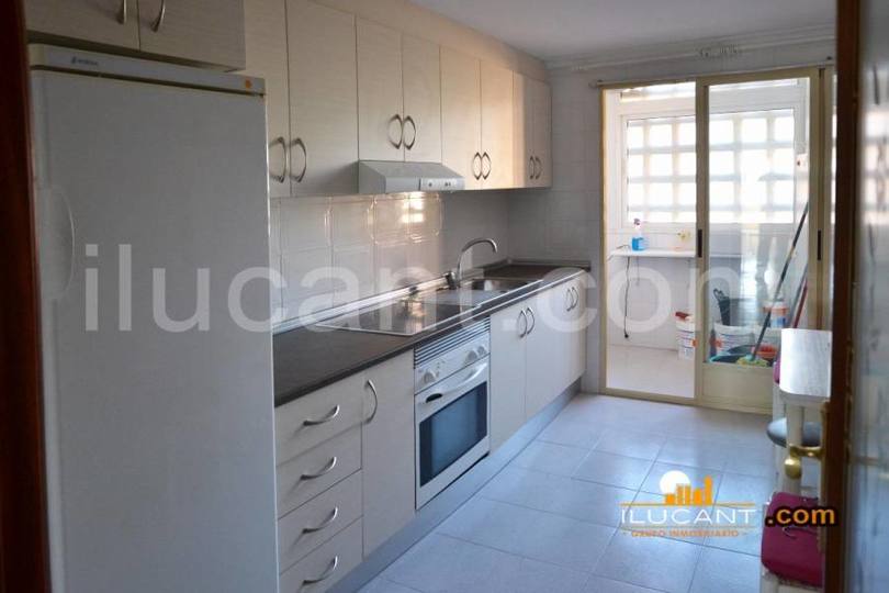 Alicante,Alicante,España,3 Bedrooms Bedrooms,2 BathroomsBathrooms,Pisos,12659