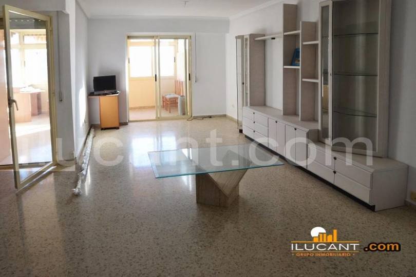 Alicante,Alicante,España,3 Bedrooms Bedrooms,2 BathroomsBathrooms,Pisos,12659