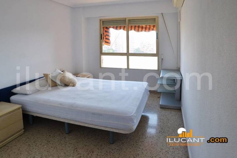 Alicante,Alicante,España,3 Bedrooms Bedrooms,2 BathroomsBathrooms,Pisos,12659