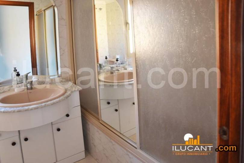 Alicante,Alicante,España,3 Bedrooms Bedrooms,2 BathroomsBathrooms,Pisos,12659