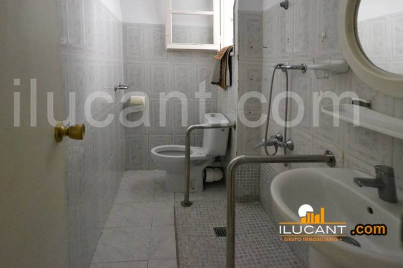 Alicante,Alicante,España,2 Bedrooms Bedrooms,1 BañoBathrooms,Pisos,12662