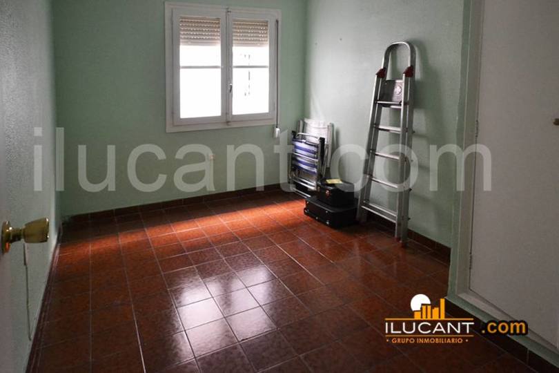 Alicante,Alicante,España,2 Bedrooms Bedrooms,1 BañoBathrooms,Pisos,12662