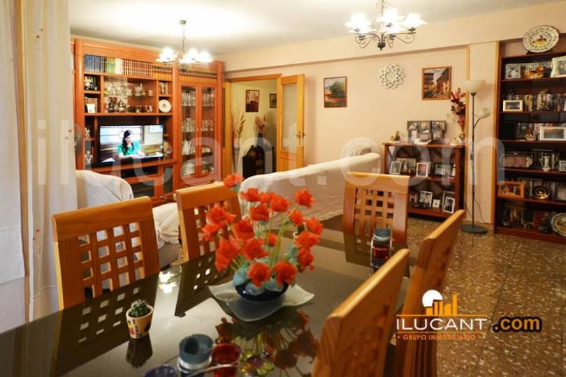 Alicante,Alicante,España,3 Bedrooms Bedrooms,1 BañoBathrooms,Pisos,12664