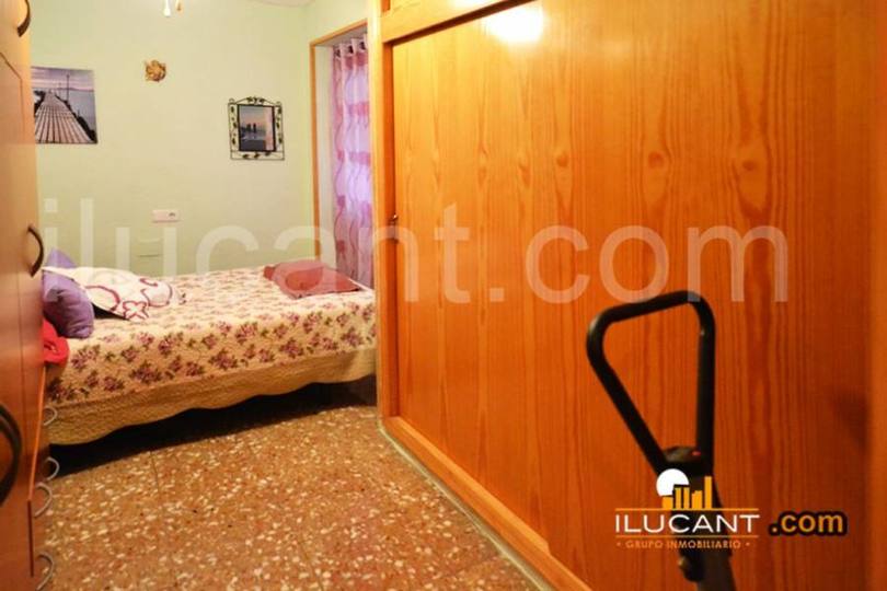 Alicante,Alicante,España,3 Bedrooms Bedrooms,1 BañoBathrooms,Pisos,12664