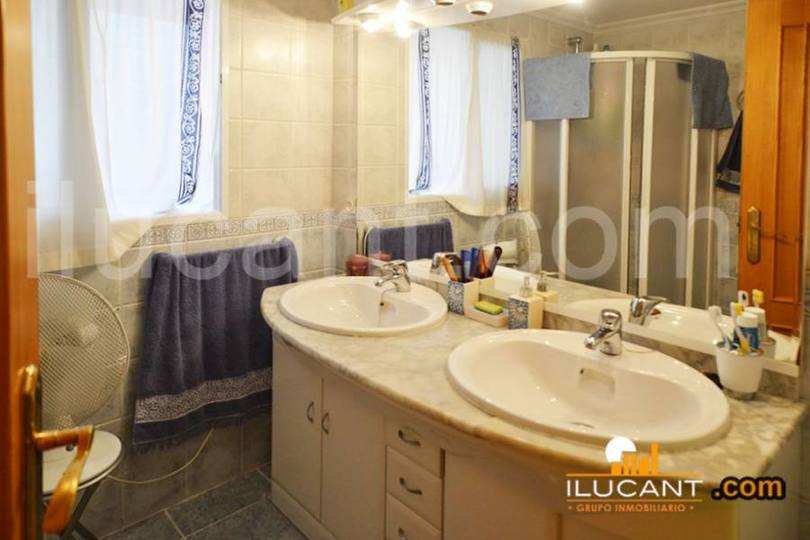 Alicante,Alicante,España,3 Bedrooms Bedrooms,1 BañoBathrooms,Pisos,12664