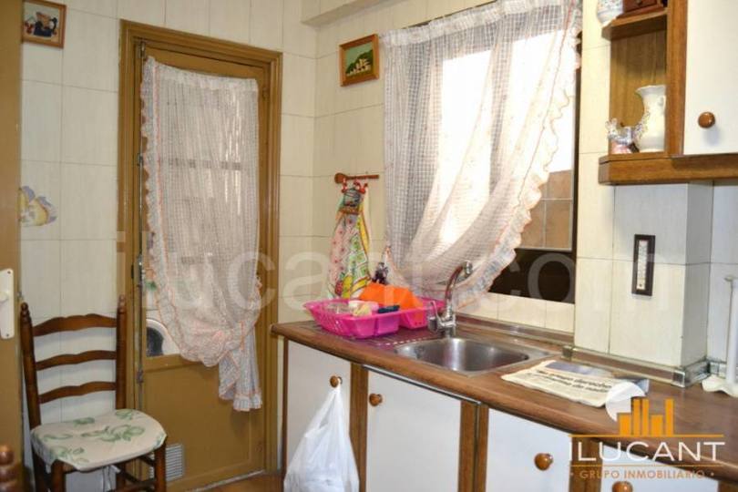 Alicante,Alicante,España,3 Bedrooms Bedrooms,1 BañoBathrooms,Pisos,12665