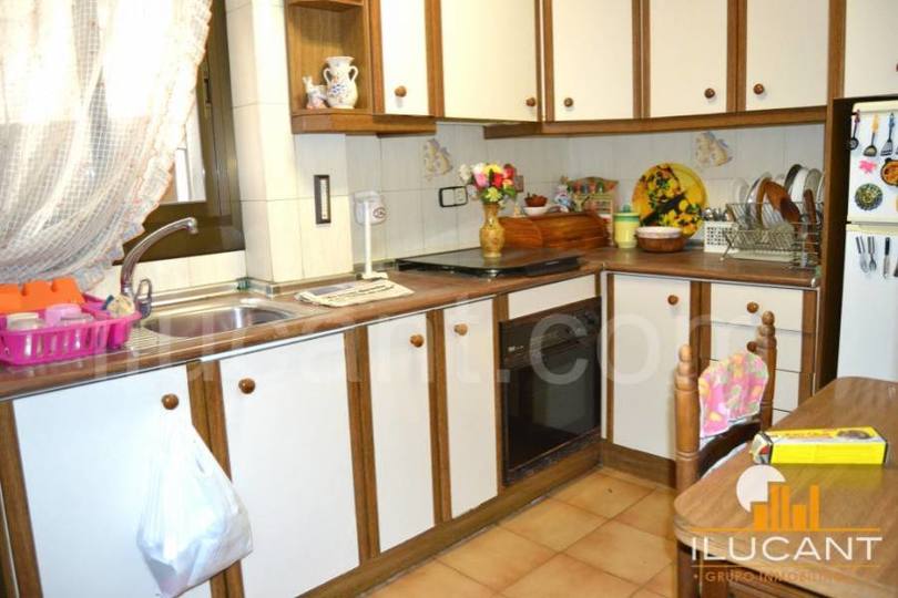 Alicante,Alicante,España,3 Bedrooms Bedrooms,1 BañoBathrooms,Pisos,12665